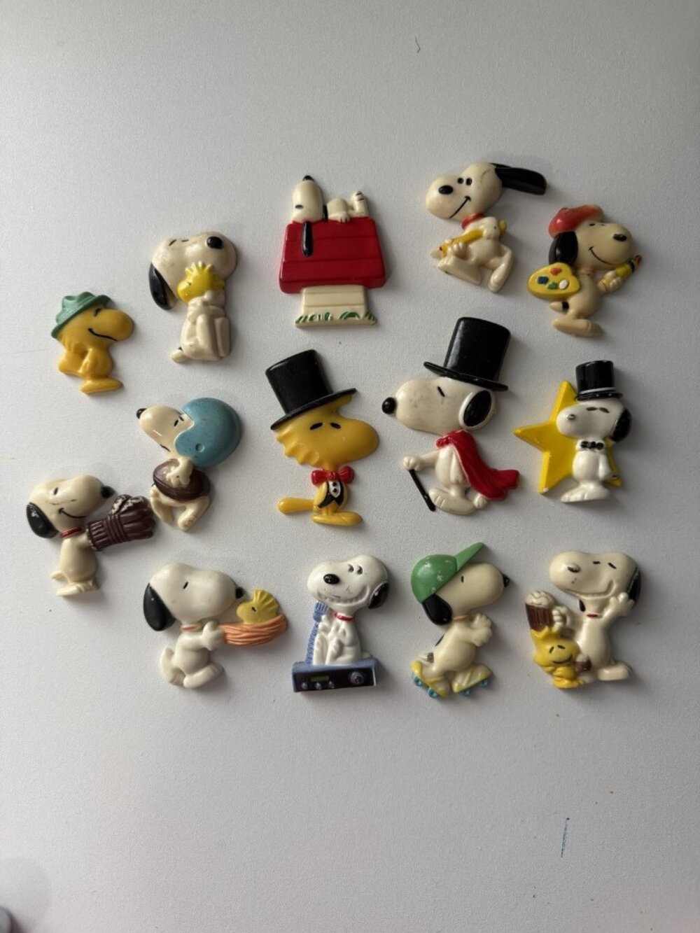 Vintage 1950s 1960s 1970s Peanuts Snoopy Magnets Lot Of 14 Kitchen Fridge Magnet